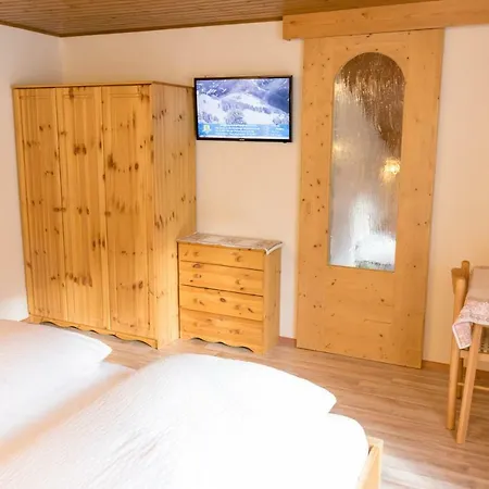 Апартаменти Alpenrose Майргофен