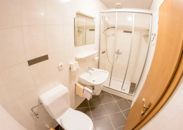 Alpenrose مايرهوفن